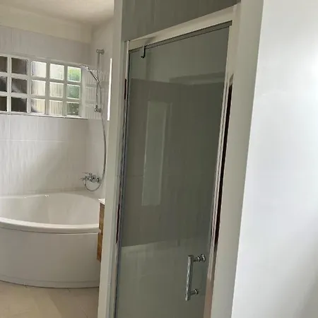Gite Independant En Duplex Proche Mer Cote De Granit Rose Pleubian Exterior foto