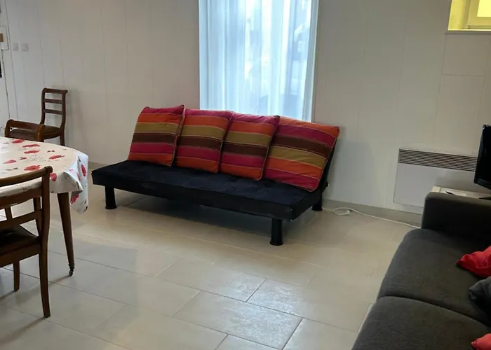 Gite Independant En Duplex Proche Mer Cote De Granit Rose