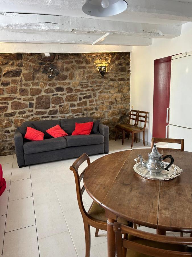 Apartment Independant En Duplex Proche Cote De Granit Rose